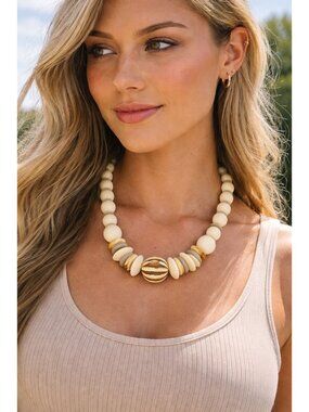 Vintage Avon Graduating Beads Boho Style Beachy Blood Moon Phase Necklace